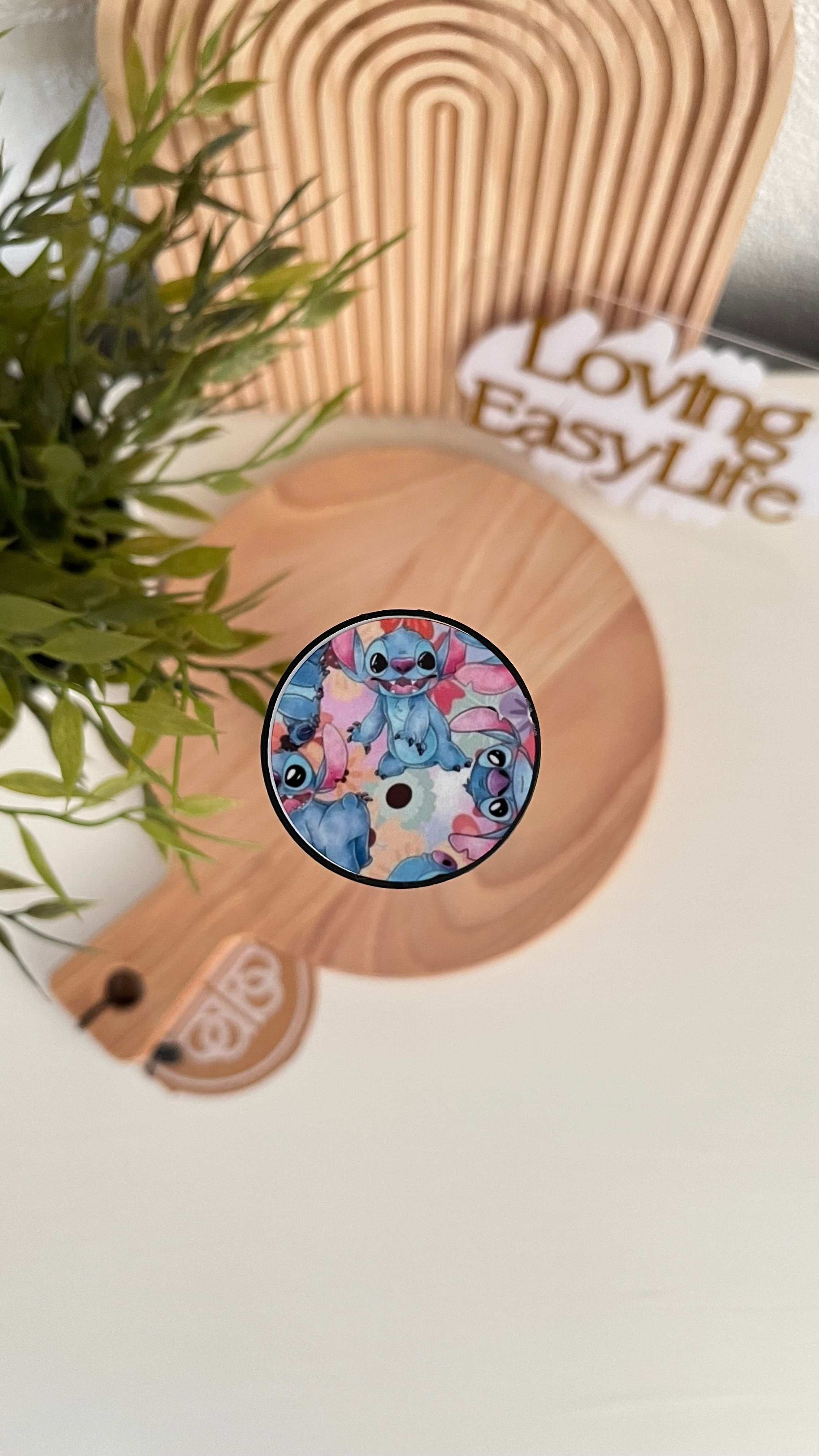 Pop sockets